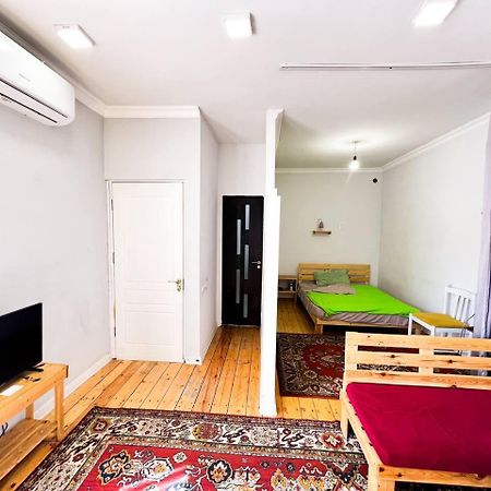 "Stairs"Guest House Jerevan Buitenkant foto