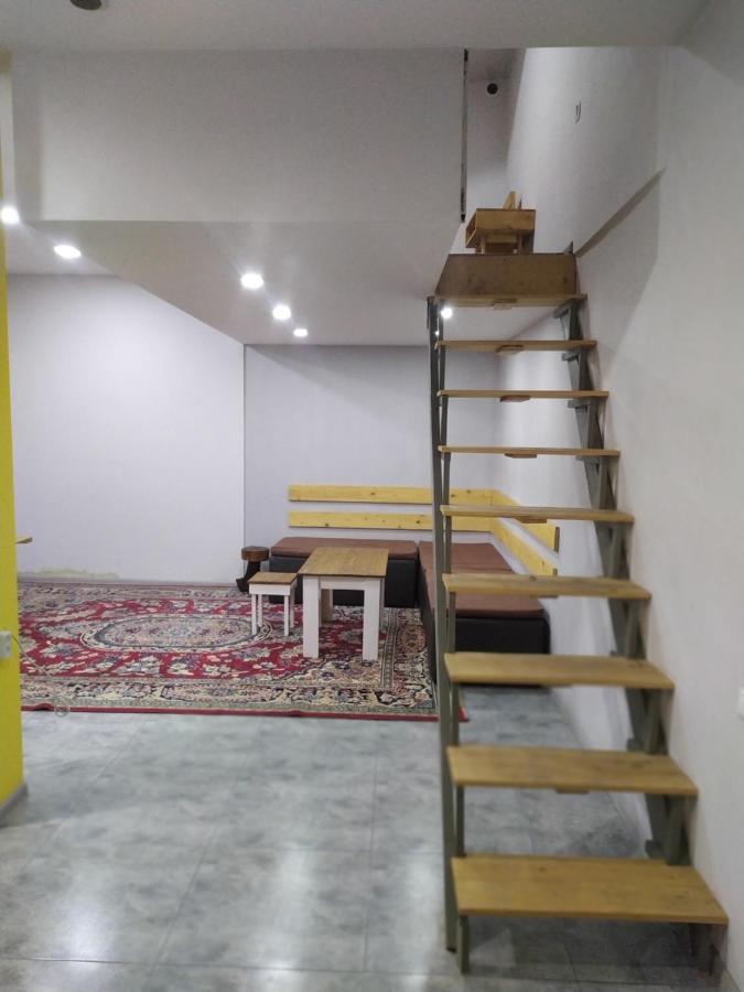 "Stairs"Guest House Jerevan Buitenkant foto