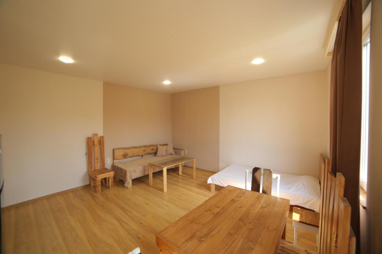 "Stairs"Guest House Jerevan Buitenkant foto